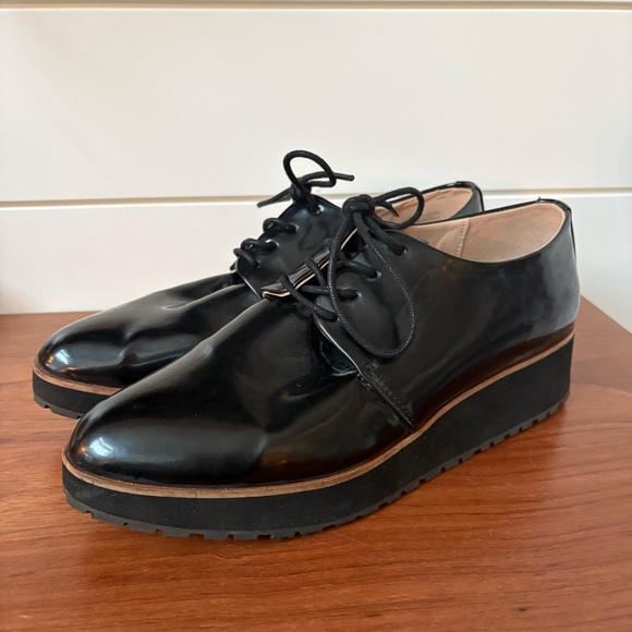 Aldo Women's Lovirede Oxford Wedge Shoes Flats Black Patent Size 9 EUR 40 Chic - Picture 2 of 8